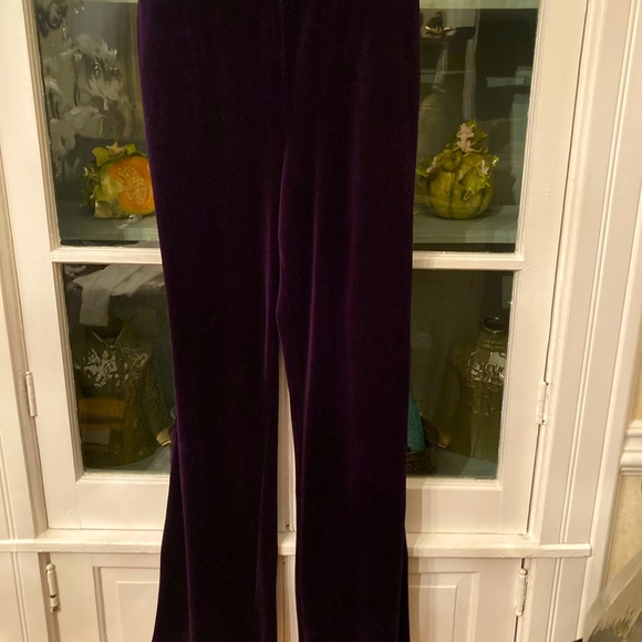 Donna’s closet - Picture 1 of 1